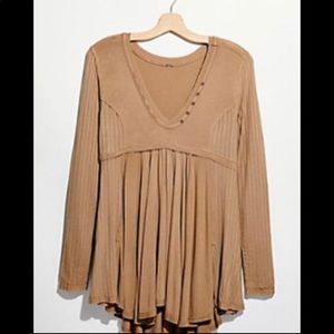Birdie Henley Free People- Camel